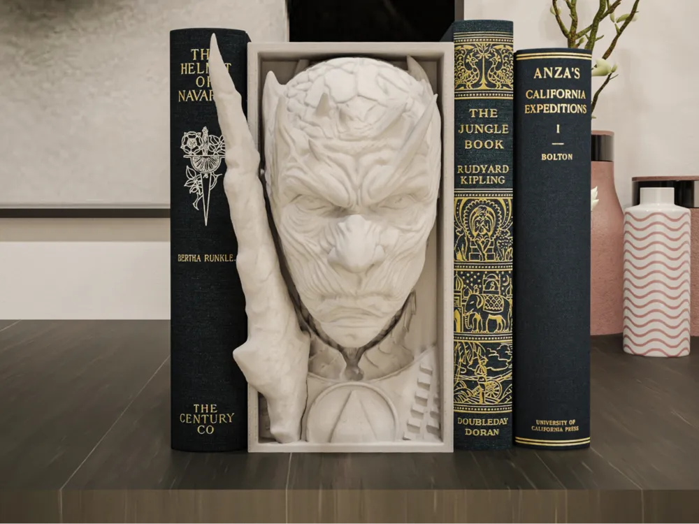 книгоразделител-night-king